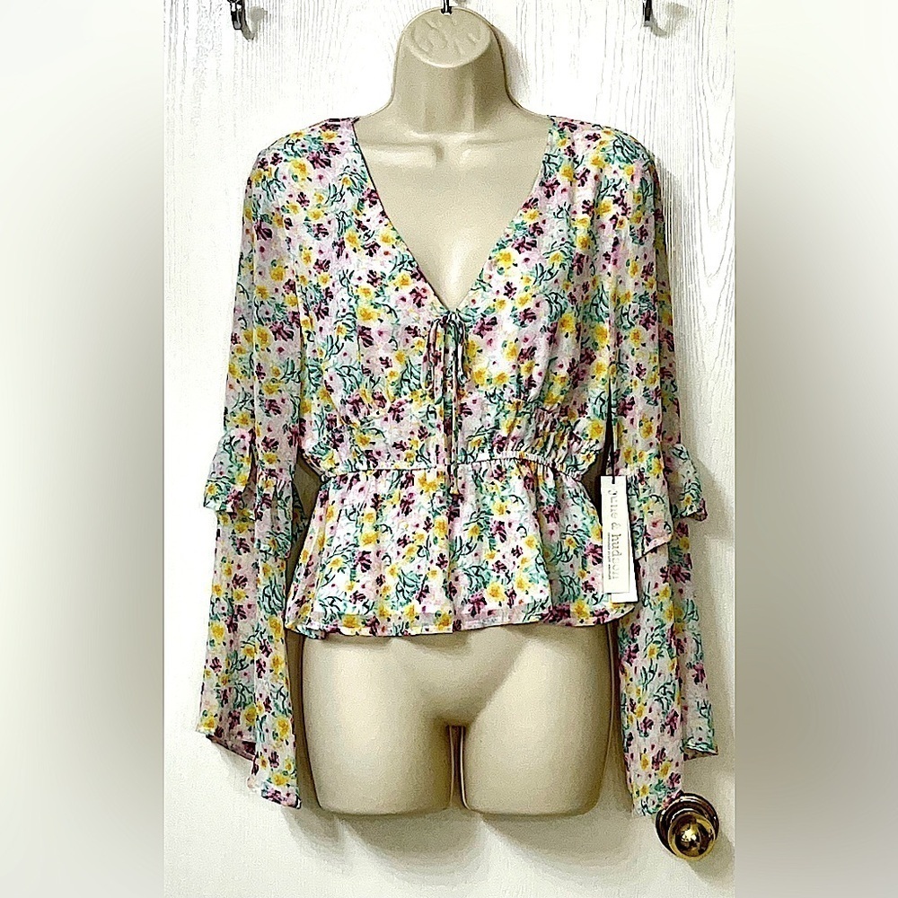 🟢 June & Hudson Floral Long Sleeve Peasant Top